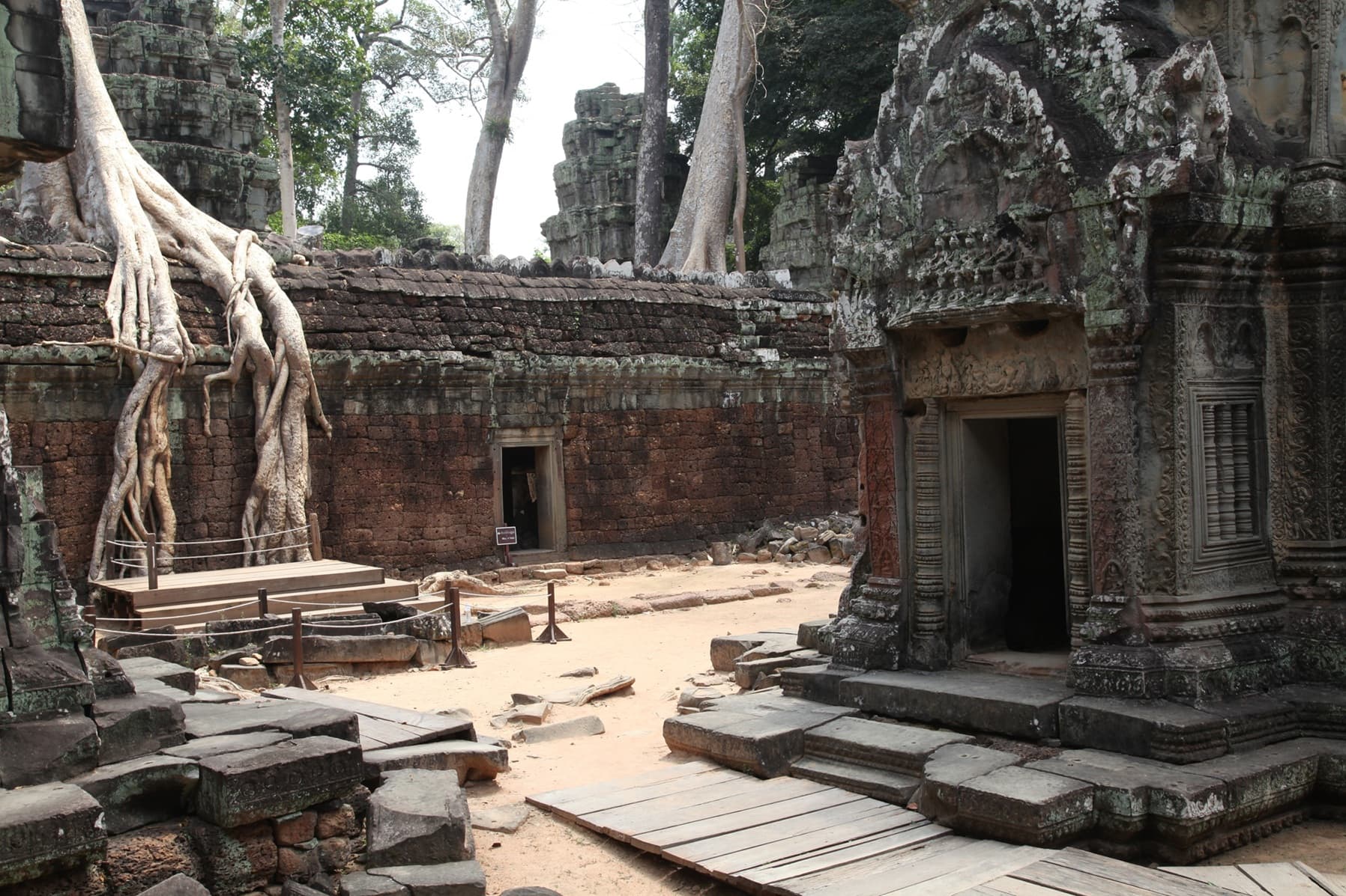 Kambodža - Angkor Wat a posvätné pobrežie – fotka 4